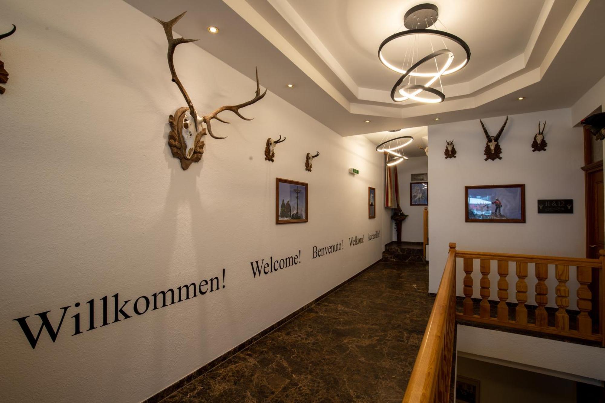 Hotel Garni Monte Bianco Ишгль Экстерьер фото