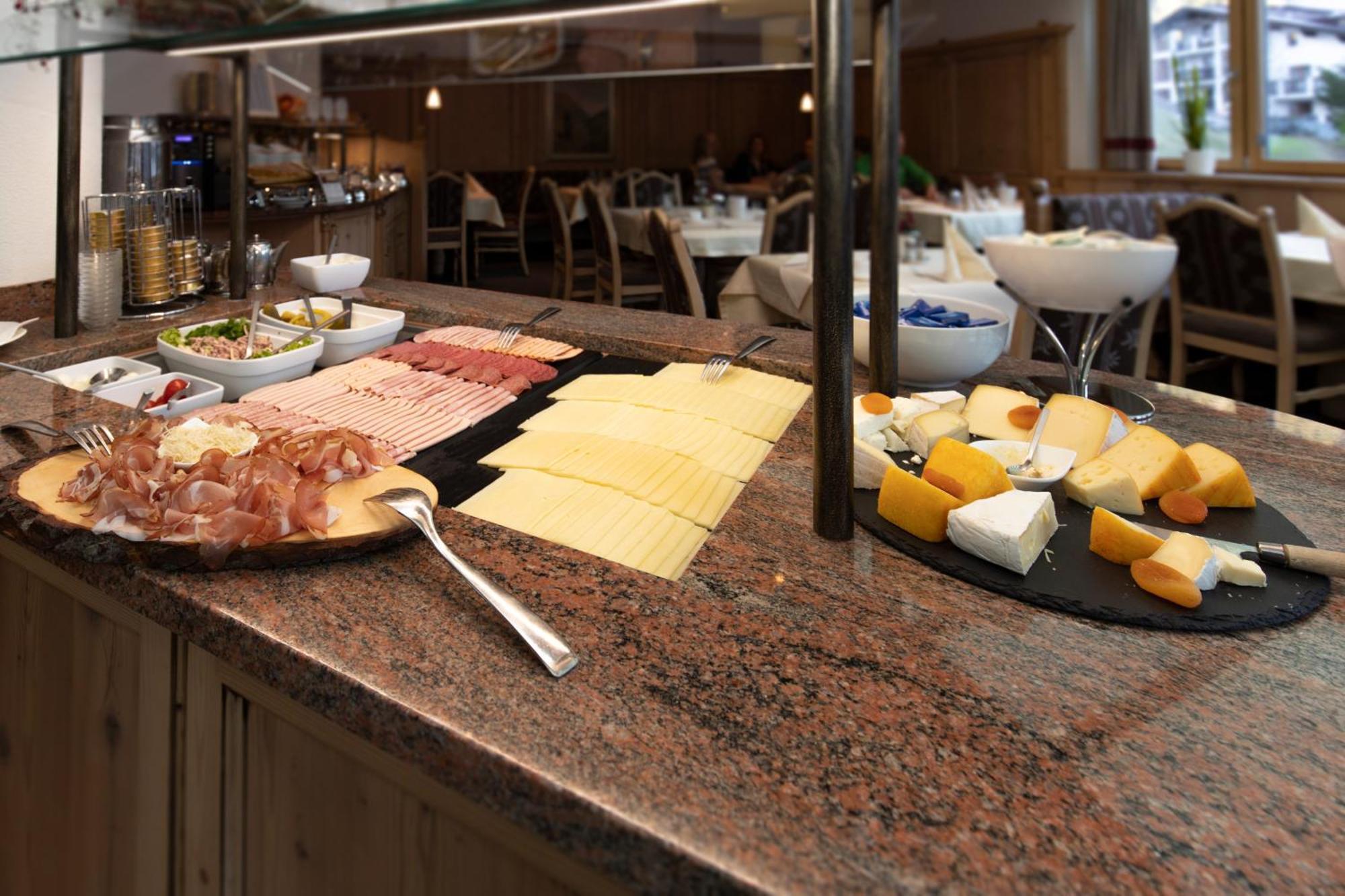 Hotel Garni Monte Bianco Ишгль Экстерьер фото