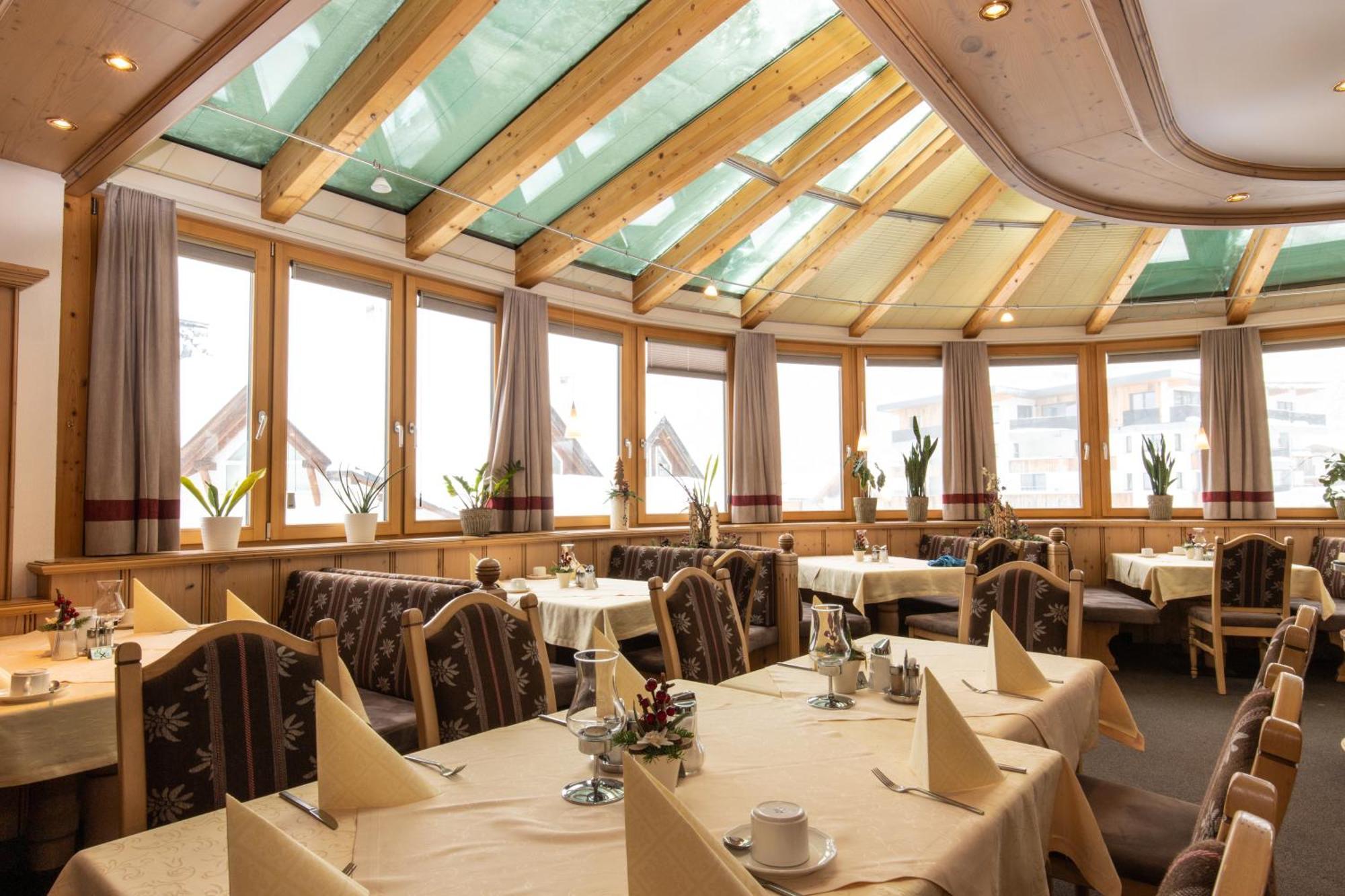 Hotel Garni Monte Bianco Ишгль Экстерьер фото